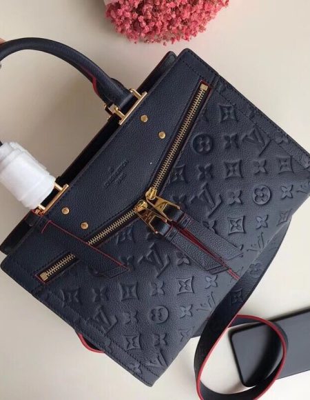 Louis Vuitton Zipped Bag