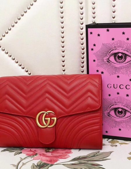 Gucci GG Marmont clutch