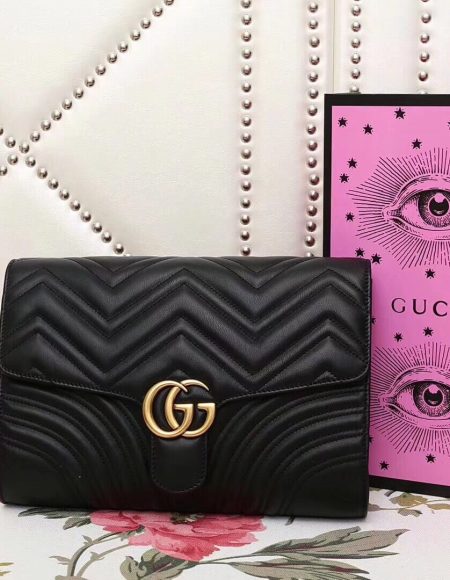 Gucci GG Marmont clutch
