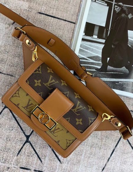 LOUIS VUITTON BUMBAG DAUPHINE