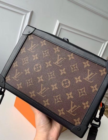 LOUIS VUITTON Virgil