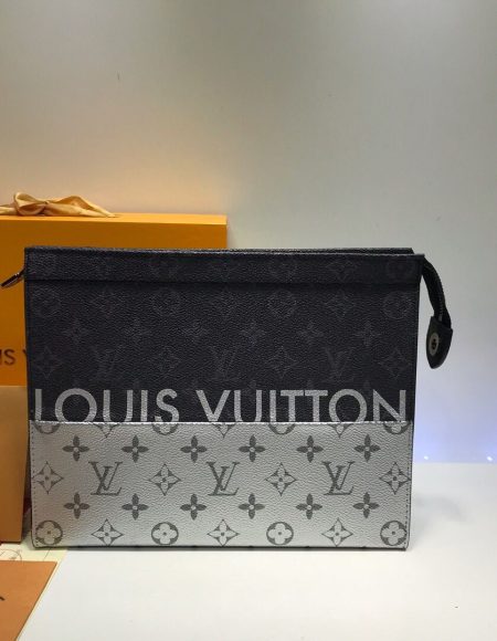 Louis Vuitton Pochette Voyage Clutch