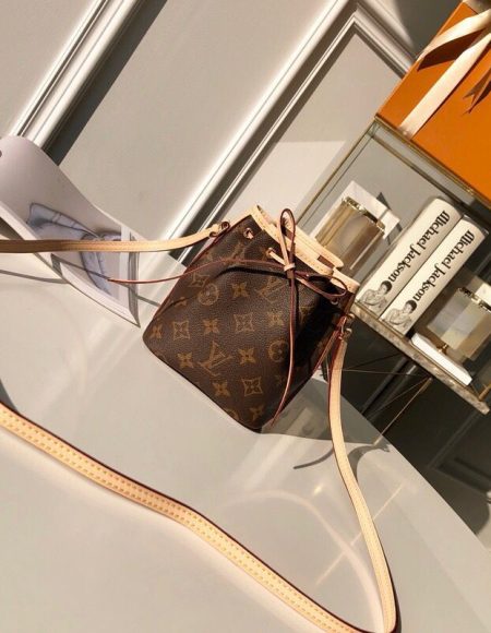 Louis Vuitton NANO NOE