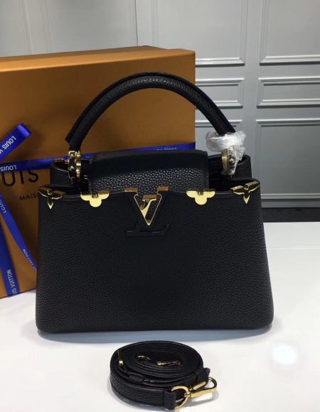 LOUIS VUITTON CAPUCINES BB