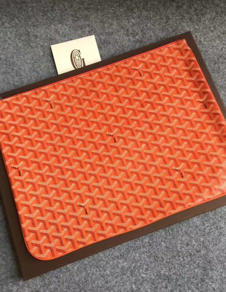 Goyard Clutch