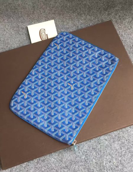 Goyard Clutch