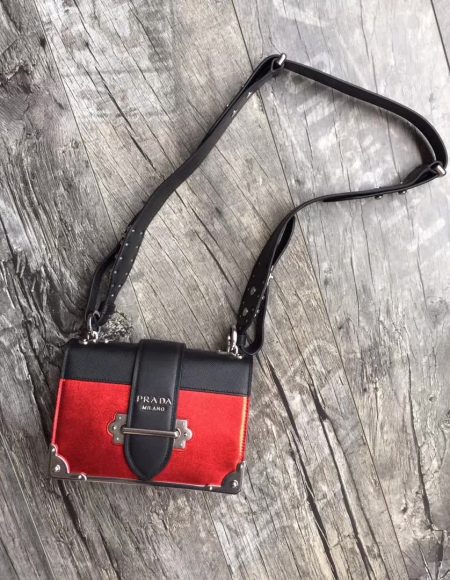 Prada Cahier