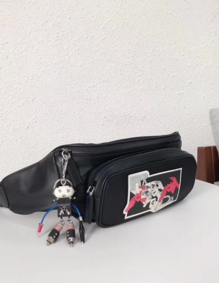 PRADA Pocket