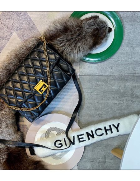 Givenchy GV3