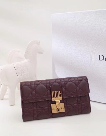 Dioraddict Wallet