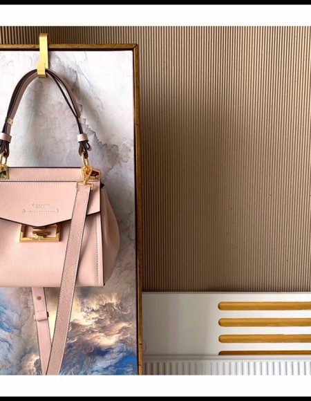 Givenchy Mystic