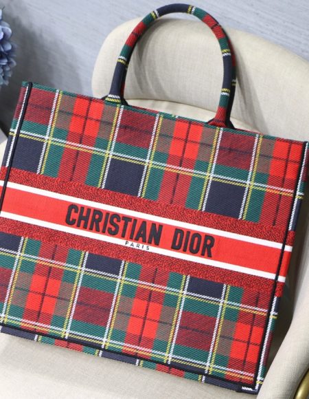 Dior book tote