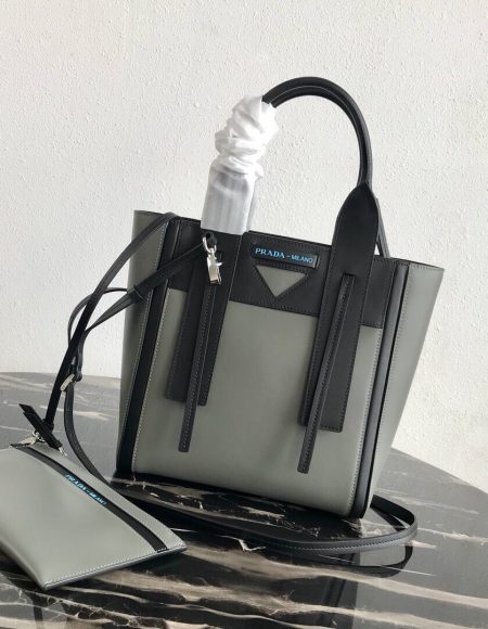 Prada Ouverture