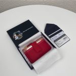 PRADA Clip