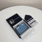PRADA Clip