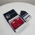 PRADA Clip