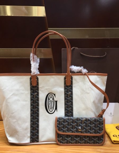 Goyard Tote