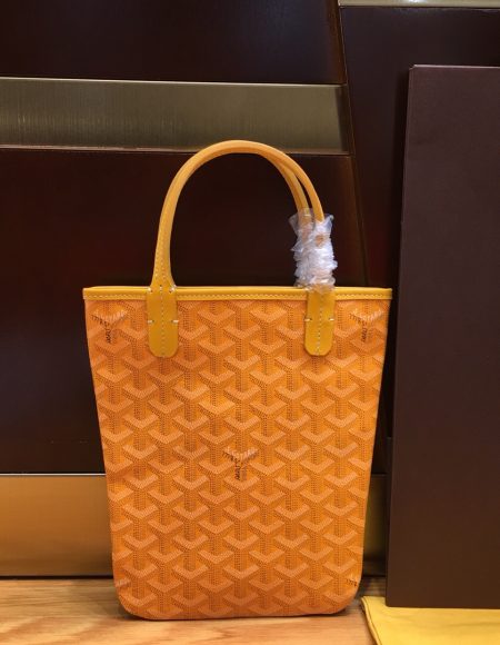 Goyard Tote