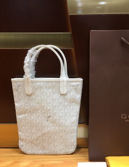 Goyard Tote