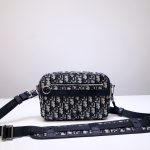 Dior Homme camera