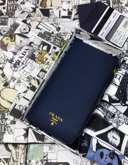 PRADA wallet