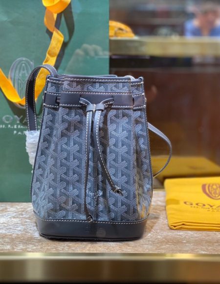 Goyard Petit Flot