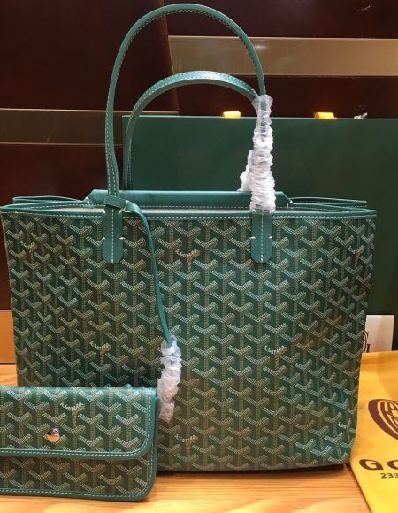 Goyard Isabelle