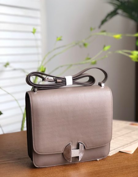 Hermes constance