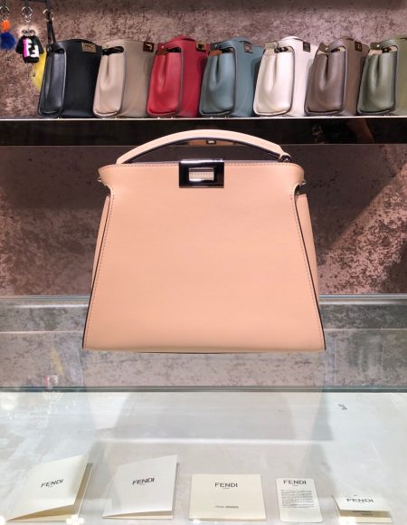 FENDI Peekaboo