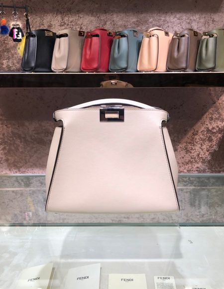FENDI Peekaboo