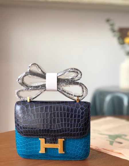 Hermes constance mini