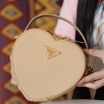 prada saffiano