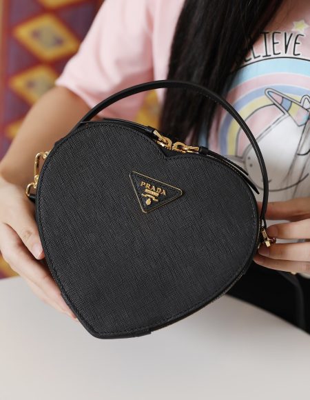 prada saffiano