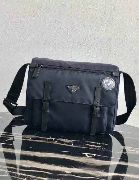 prada econyl
