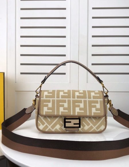 Fendi Baguette