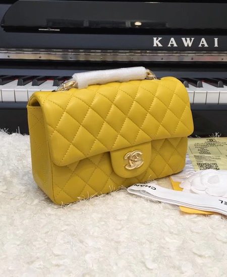Chanel Classic original Sheepskin Leather cross-body bag A1116 yellow gold chain