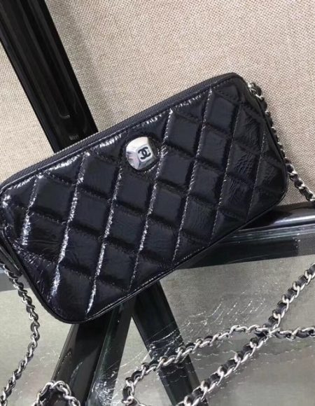 Chanel Clutch with Chain A84509 black