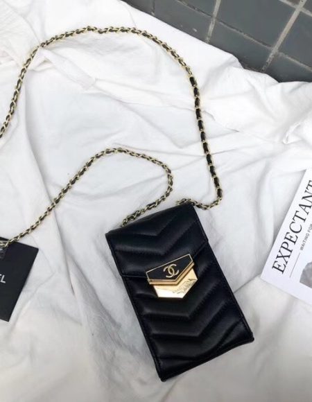 Chanel Clutch with Chain Calfskin & Gold-Tone Metal A81226 black