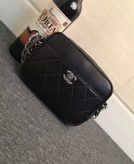 Chanel mini Leather cross-body bag 7738 black