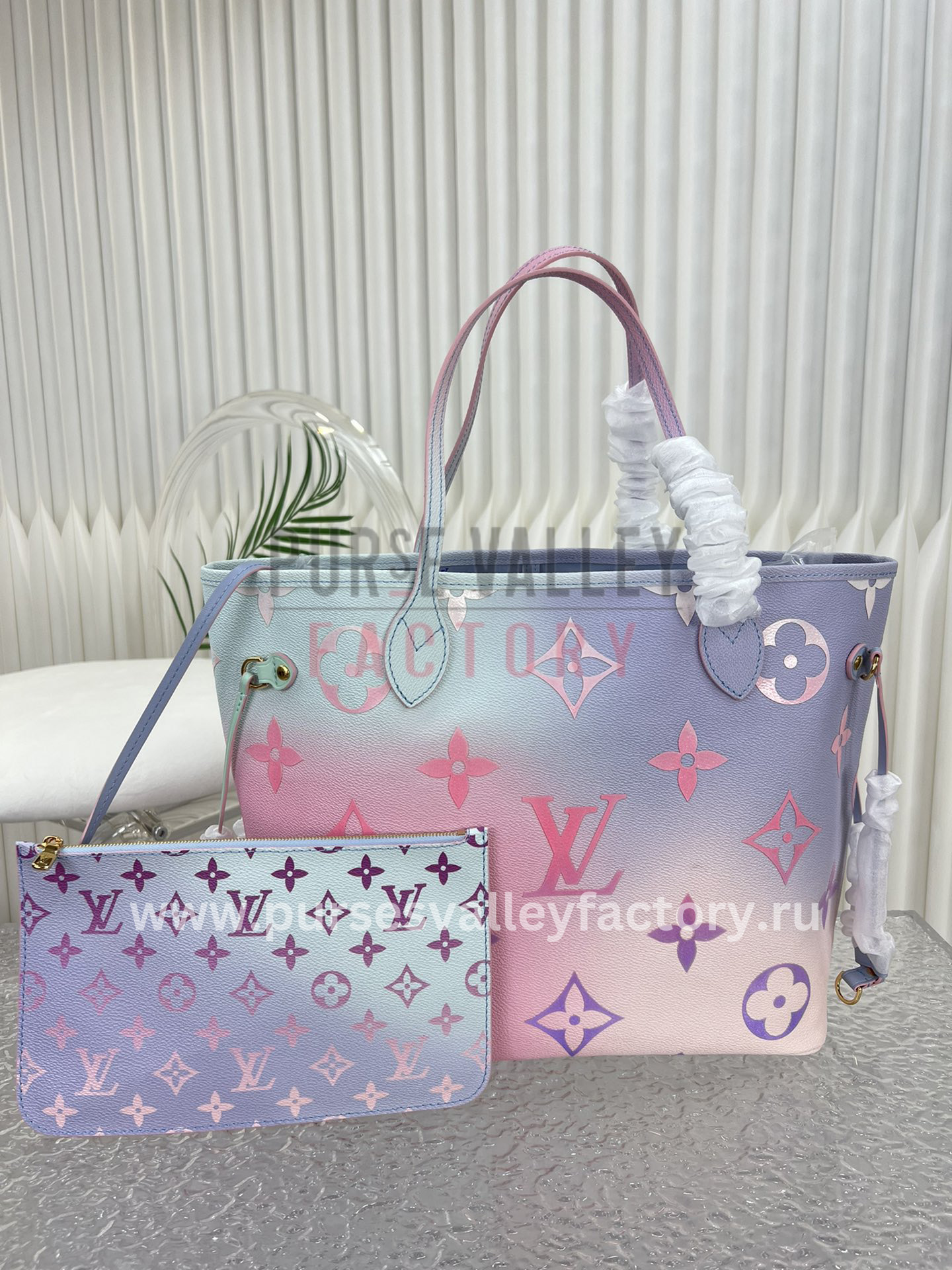 Louis Vuitton LVxYK Neverfull MM Tote Bag with Painted Dots M46381 2023