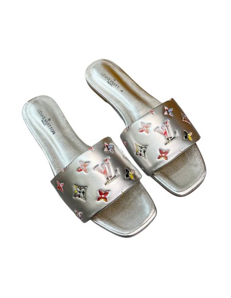 LOUIS VUITTON REVIVAL FLAT MULES SILVER 1AAOR5