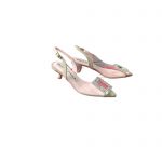 ROGER VIVIER VIRGULE BUCKLE SLINGBACK PUMPS BEIGE RVW63831