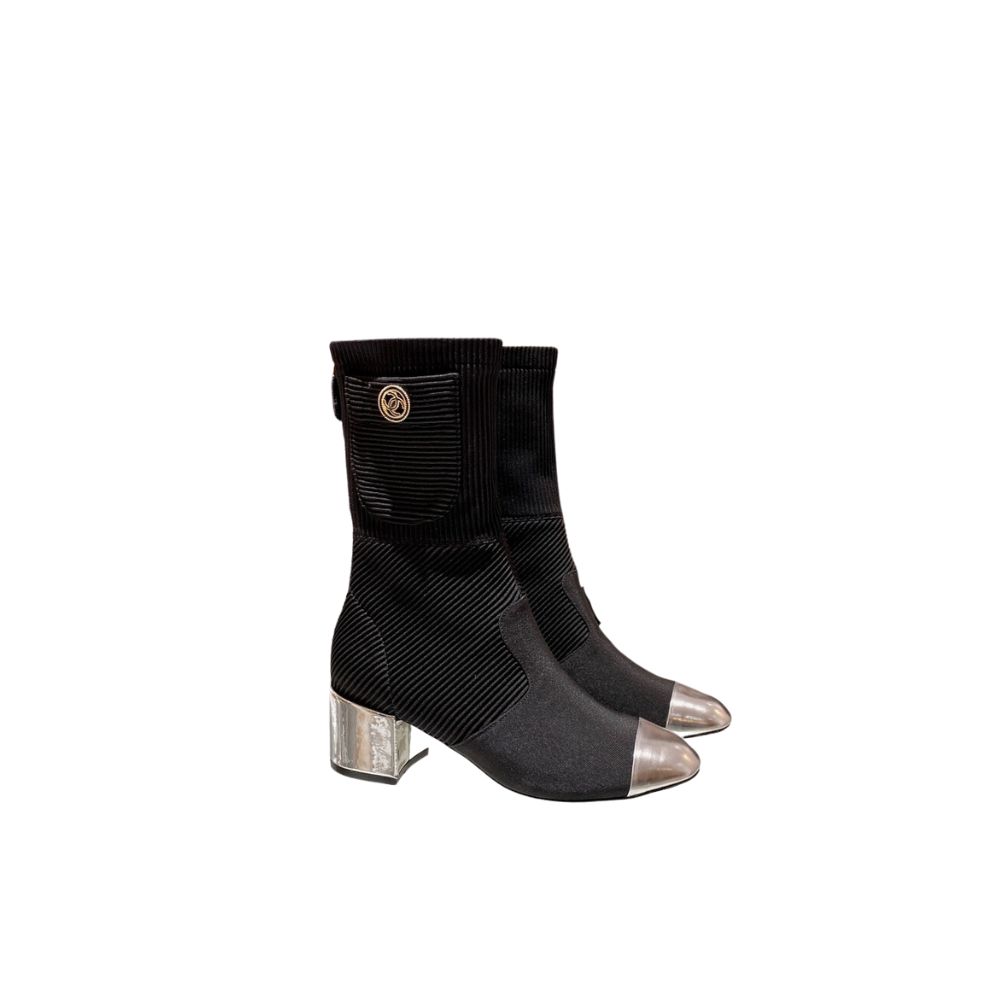 CHANEL BOOTS BLACK G39736