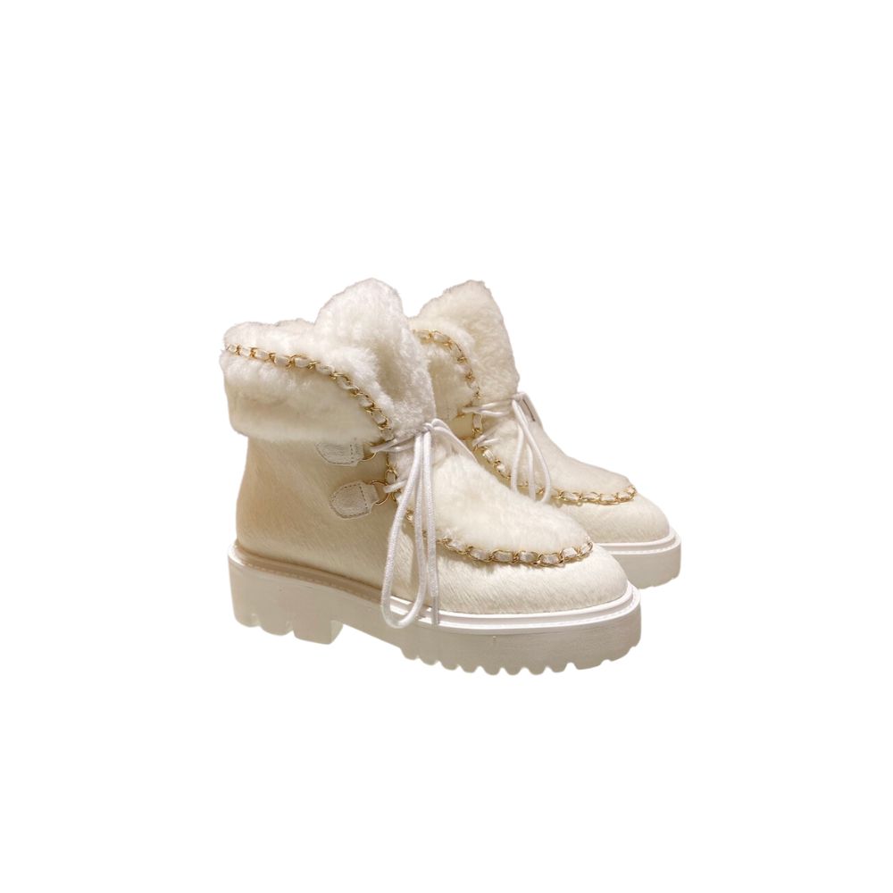 CHANEL BOOTS WHITE G39332