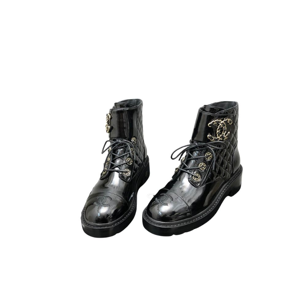 CHANEL ANKLE BOOTS BLACK G36424