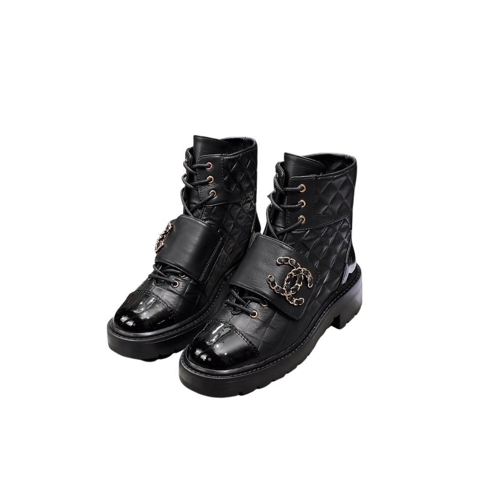 CHANEL ANKLE BOOTS BLACK G38514