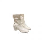 CHANEL BOOTS WHITE G40099