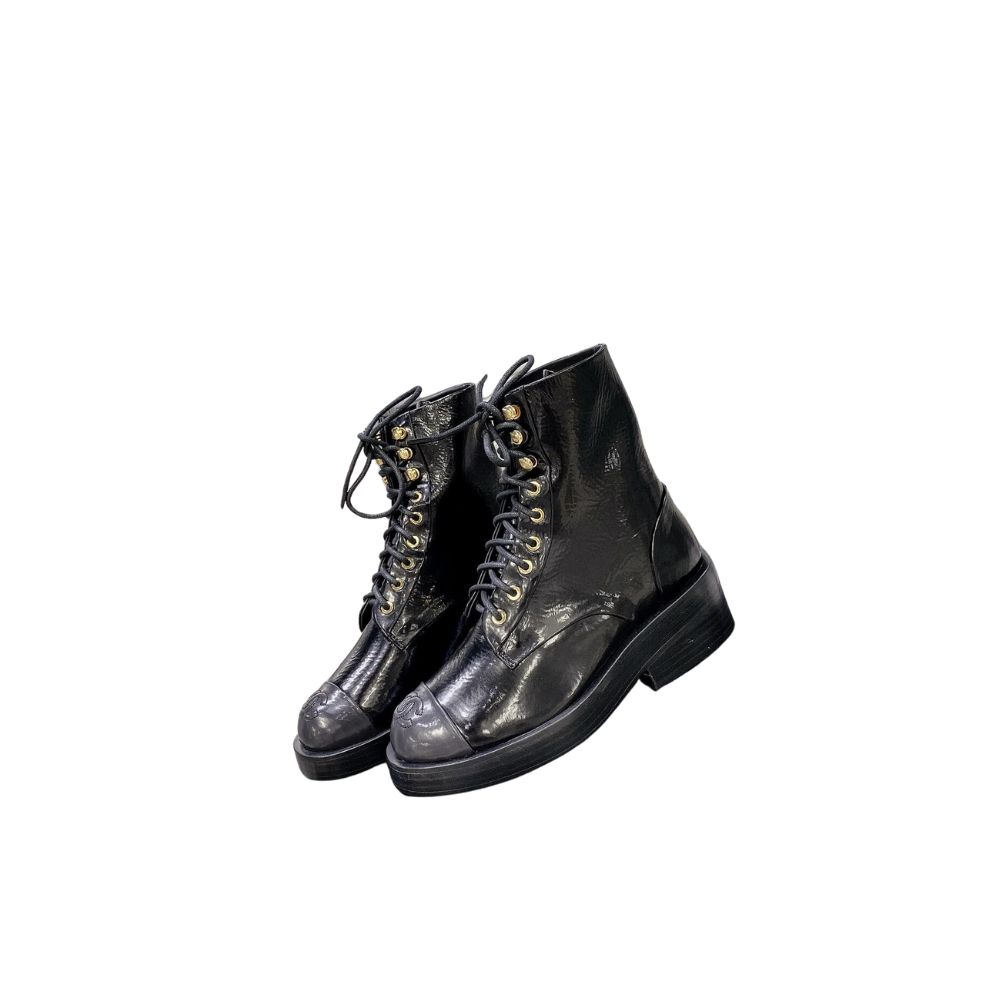 CHANEL COMBAT BOOTS BLACK G39162