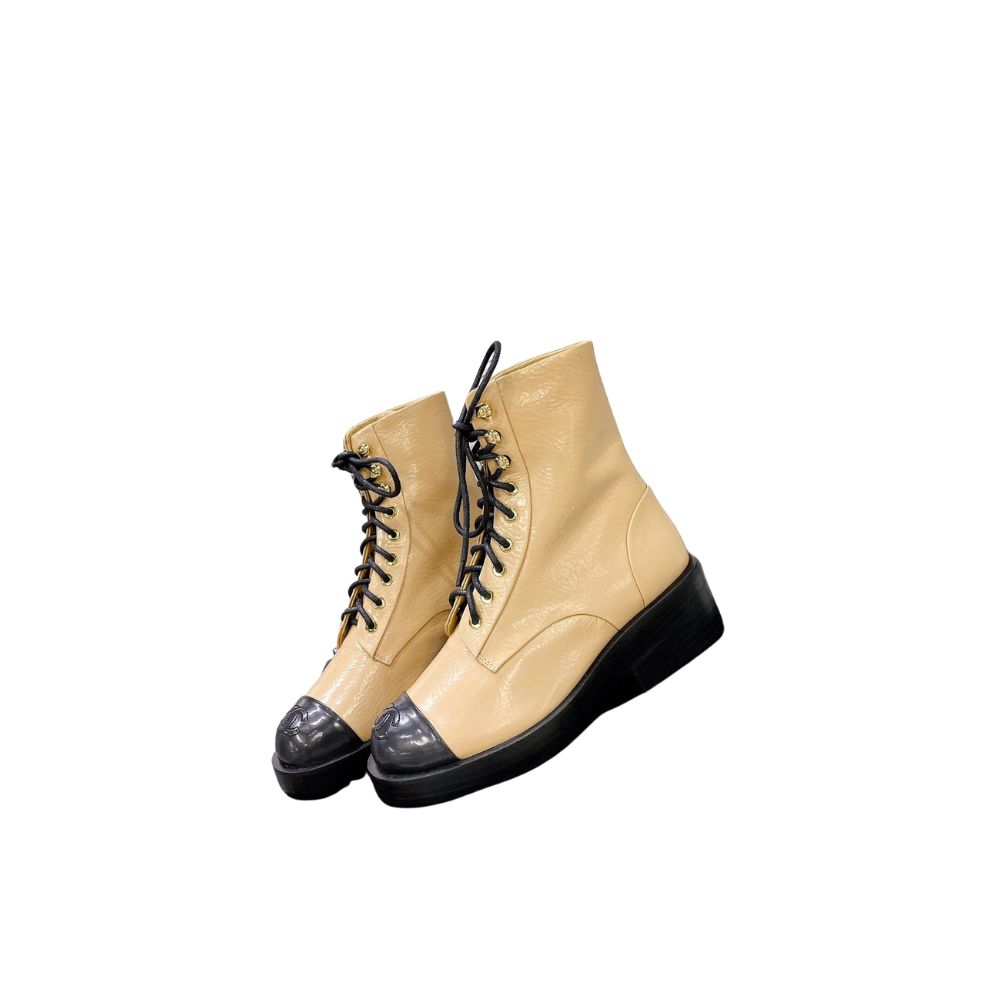 CHANEL COMBAT BOOTS NUDE G39162