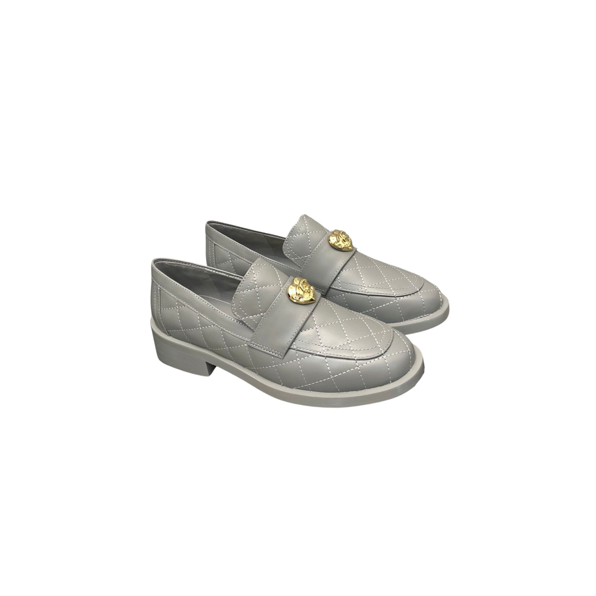 CHANEL LOAFERS GREY G39697